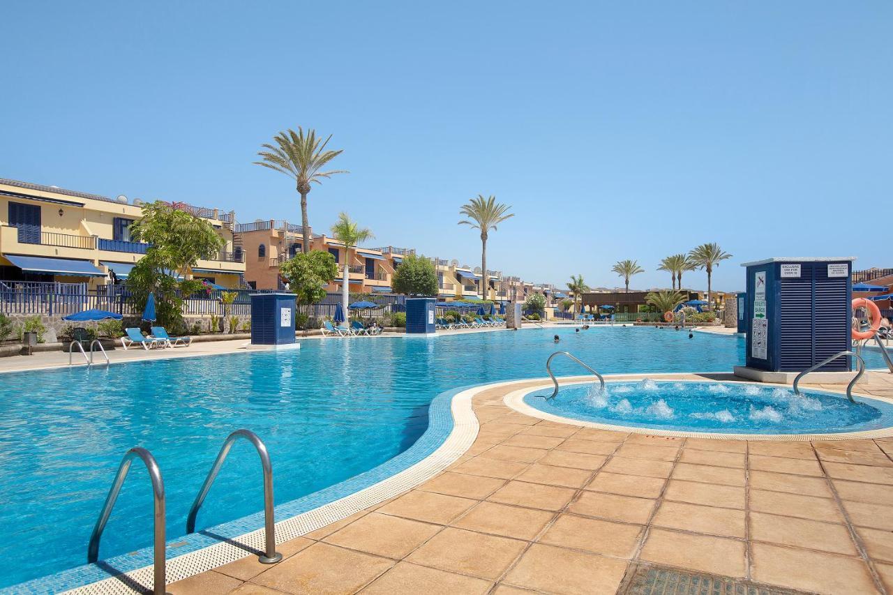Free Airport Shuttle And Parking Villa San Bartolomé Buitenkant foto